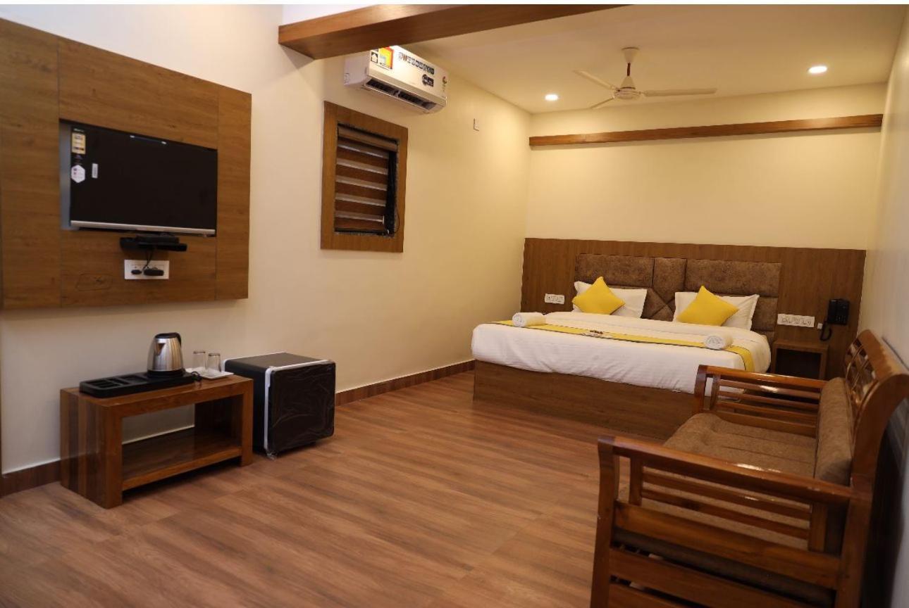 Hotel President Park Coimbatore Room photo