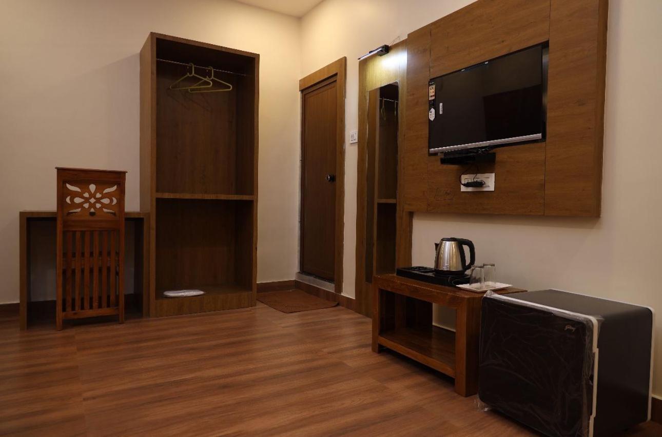 Hotel President Park Coimbatore Exterior photo